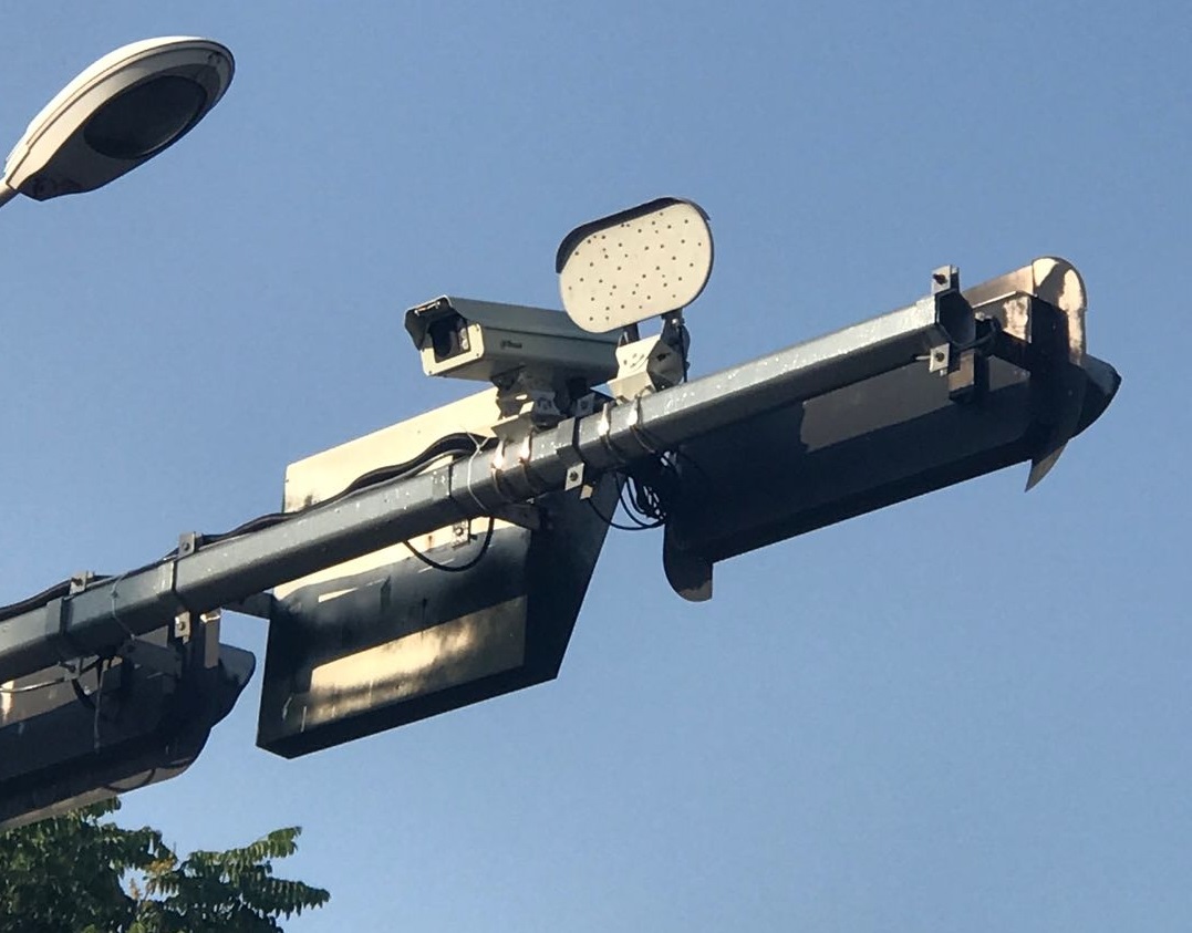 清聽聲學鳴笛抓拍